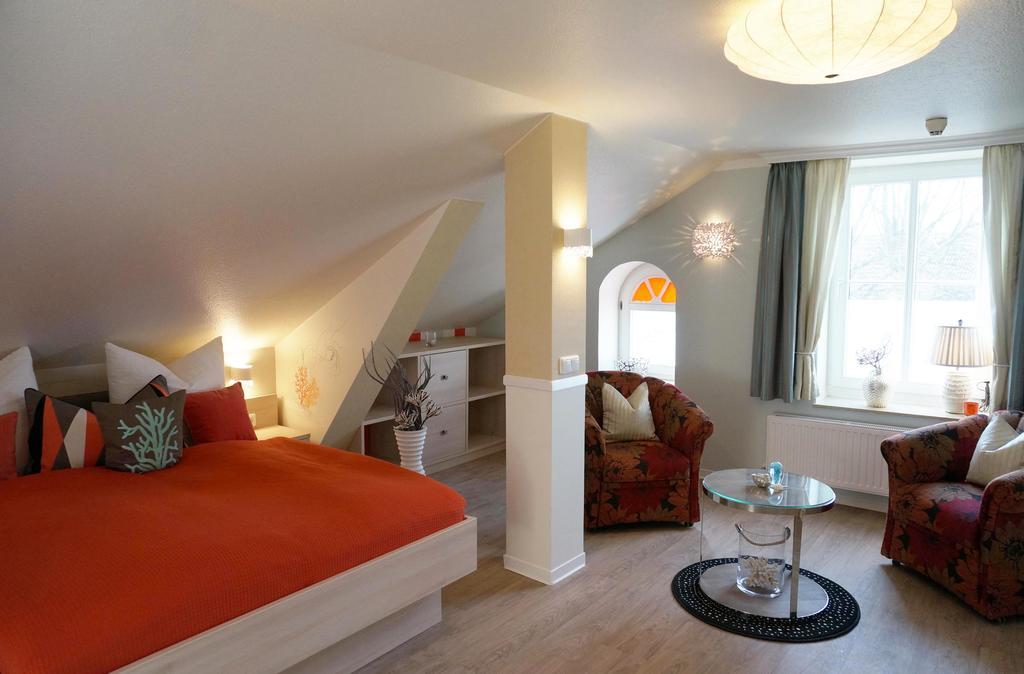 Deluxe Apartments Der "Alten Apotheke" เพรโรว์ ห้อง รูปภาพ